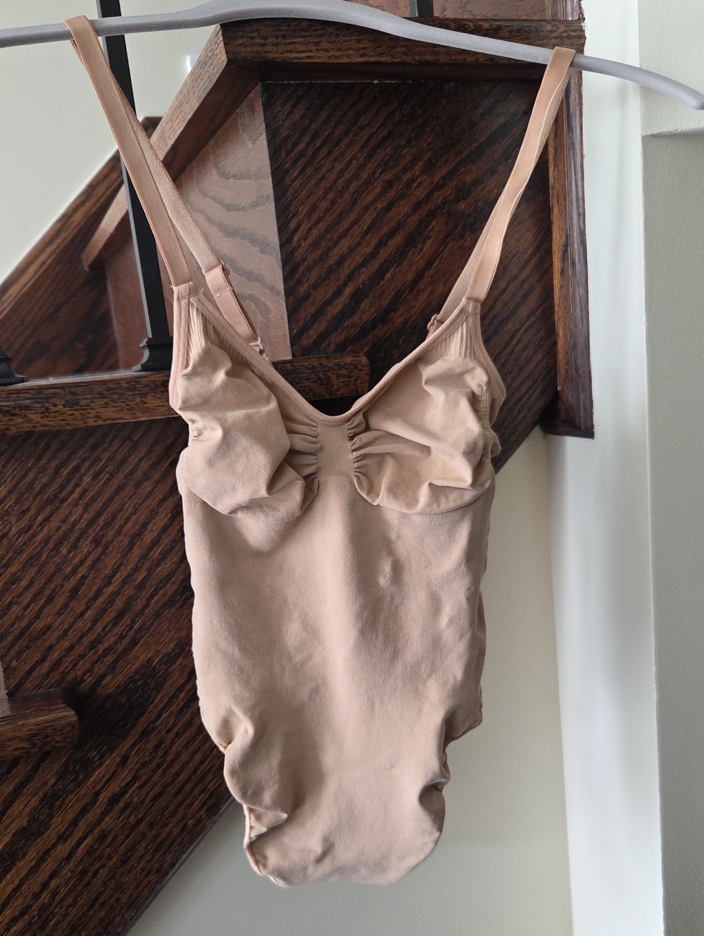 NWOT SKIMS Sculpting Thong Bodysuit